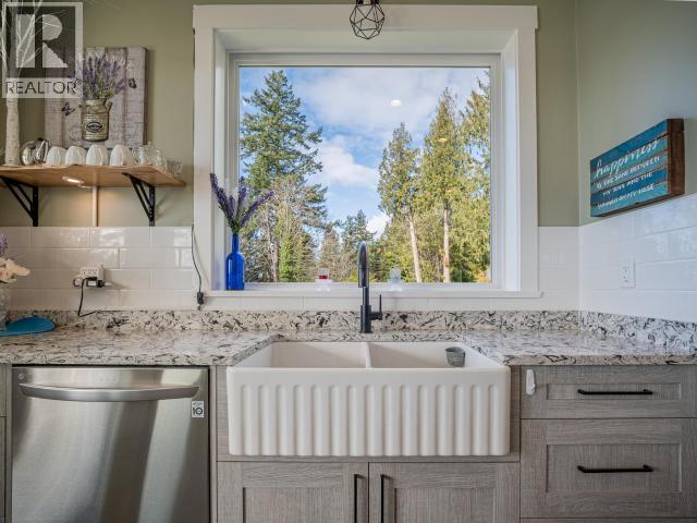 8447 HIGHWAY 101 - 20