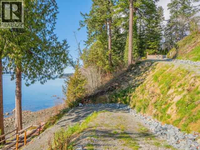 8447 HIGHWAY 101 - 68