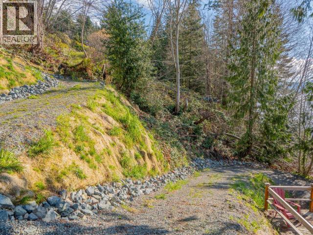 8447 HIGHWAY 101 - 69