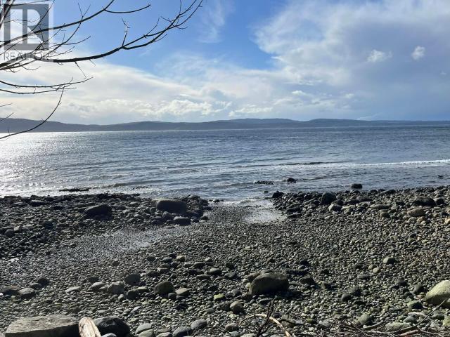 8447 HIGHWAY 101 - 98