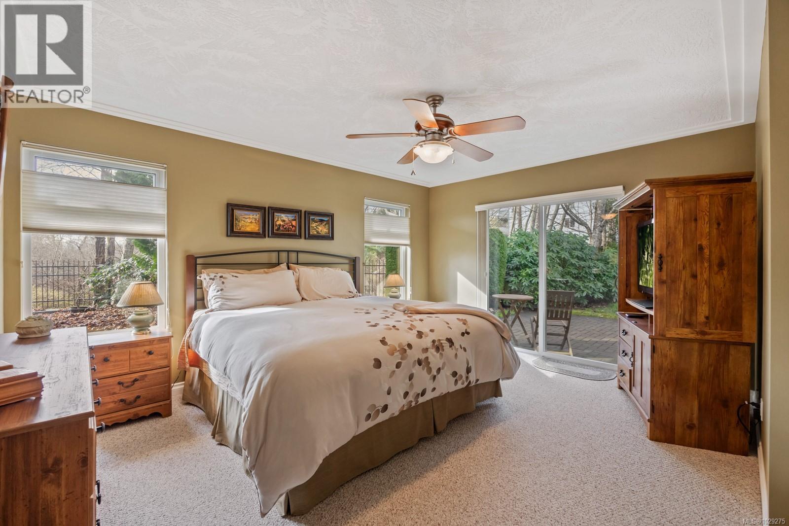 #120 44 ANDERTON AVE - 15