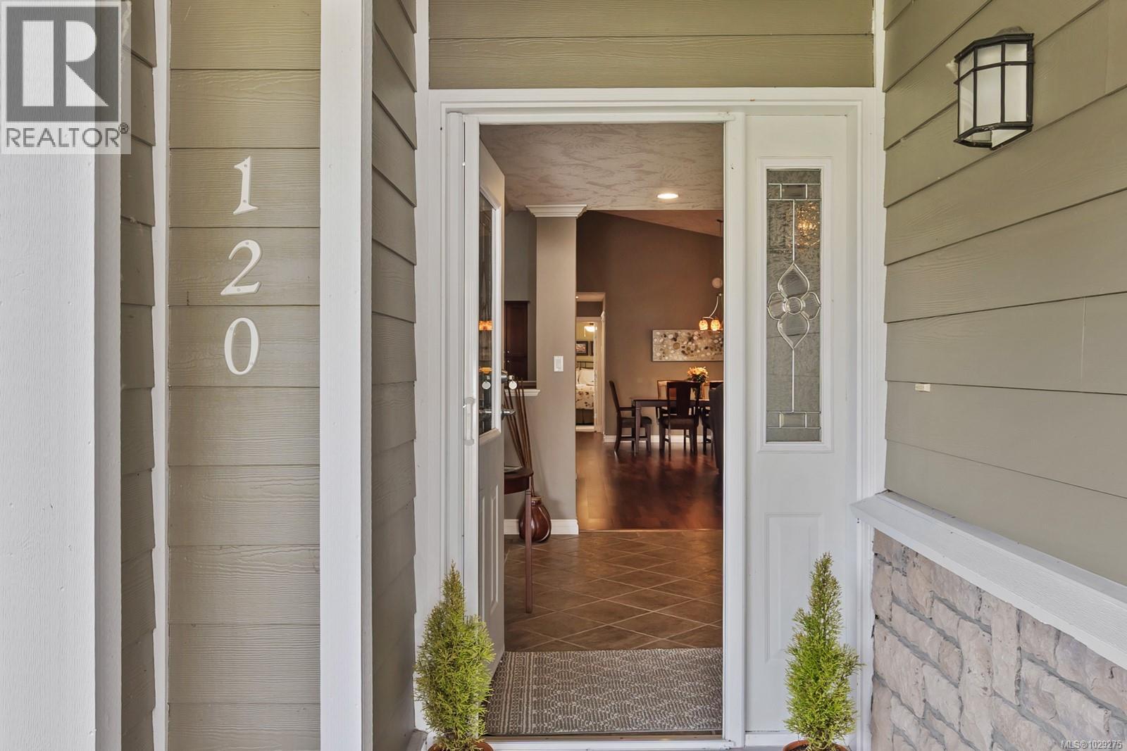 #120 44 ANDERTON AVE - Image 2