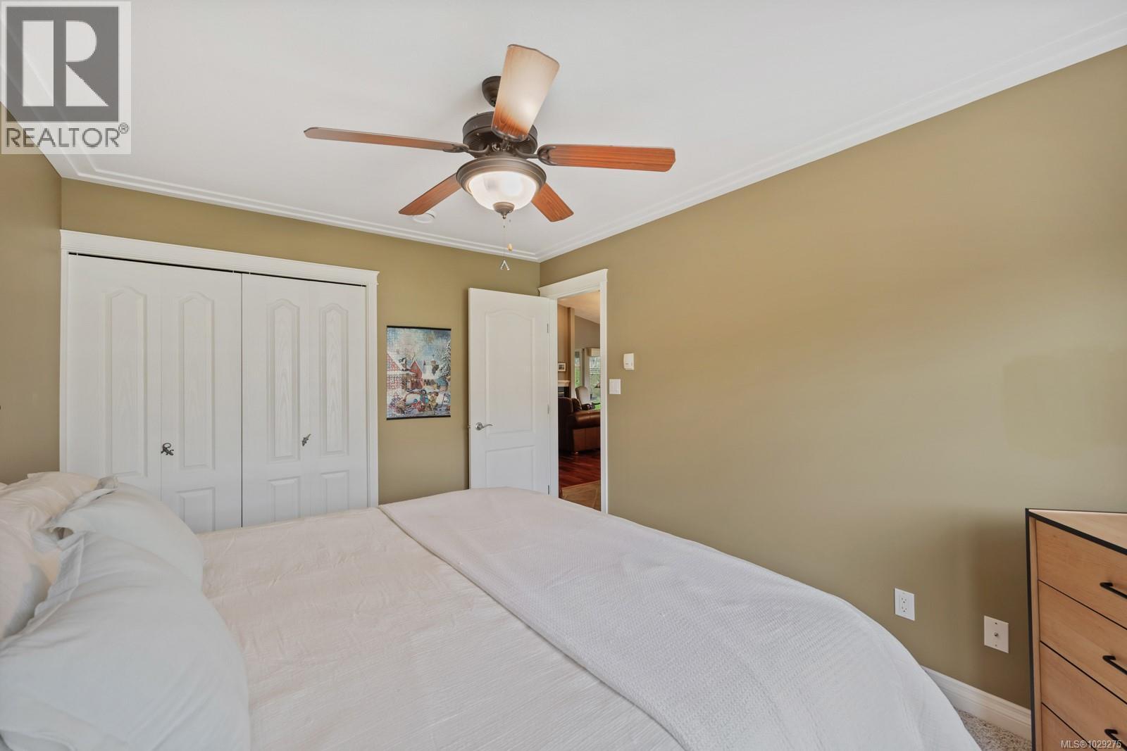 #120 44 ANDERTON AVE - 22