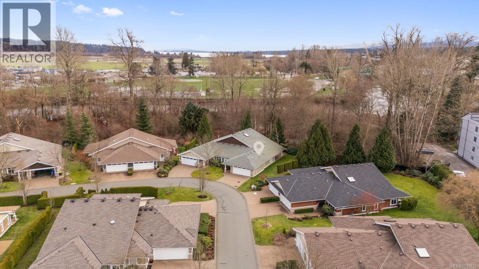 #120 44 ANDERTON AVE - 32