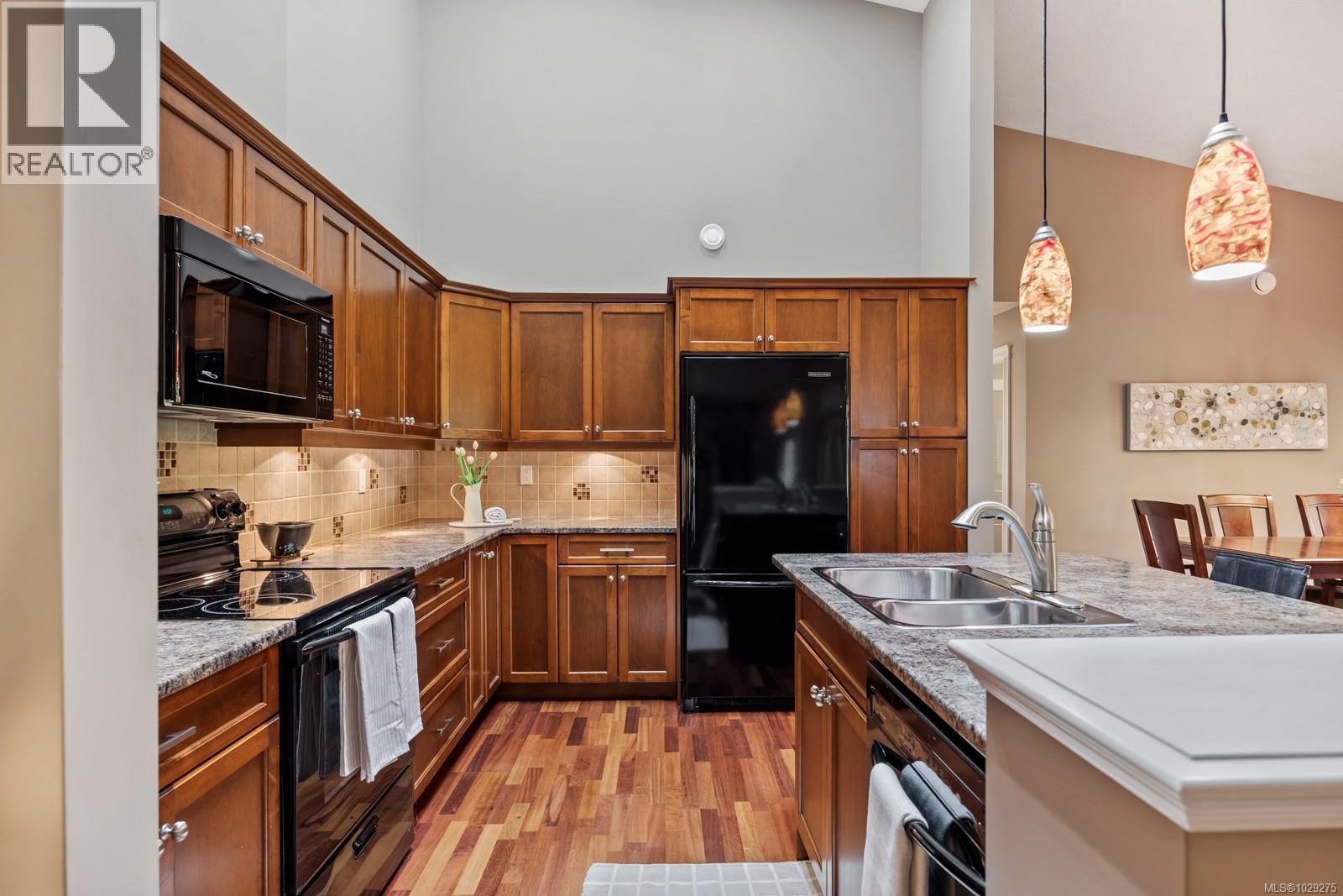 #120 44 ANDERTON AVE - 8