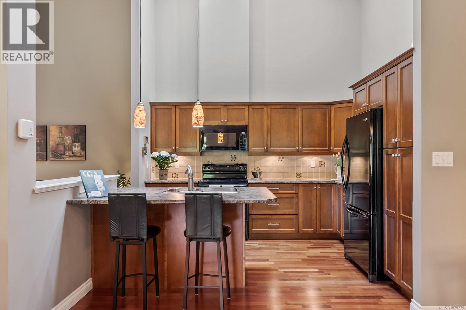 #120 44 ANDERTON AVE - 9