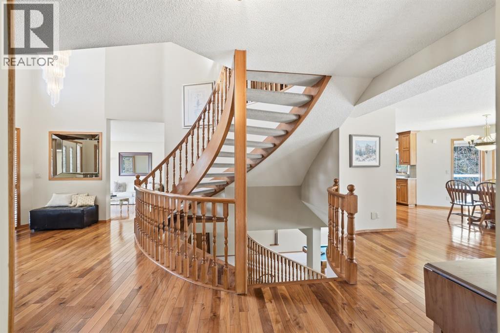 Single Family House for Sale in  Pumpmeadow Place SW Pump Hill Calgary 