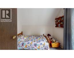 Family room - 4917 Kitwanga Drive, 108 Mile Ranch, BC V0K2Z0 Photo 9
