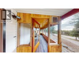 Laundry room - 4917 Kitwanga Drive, 108 Mile Ranch, BC V0K2Z0 Photo 10