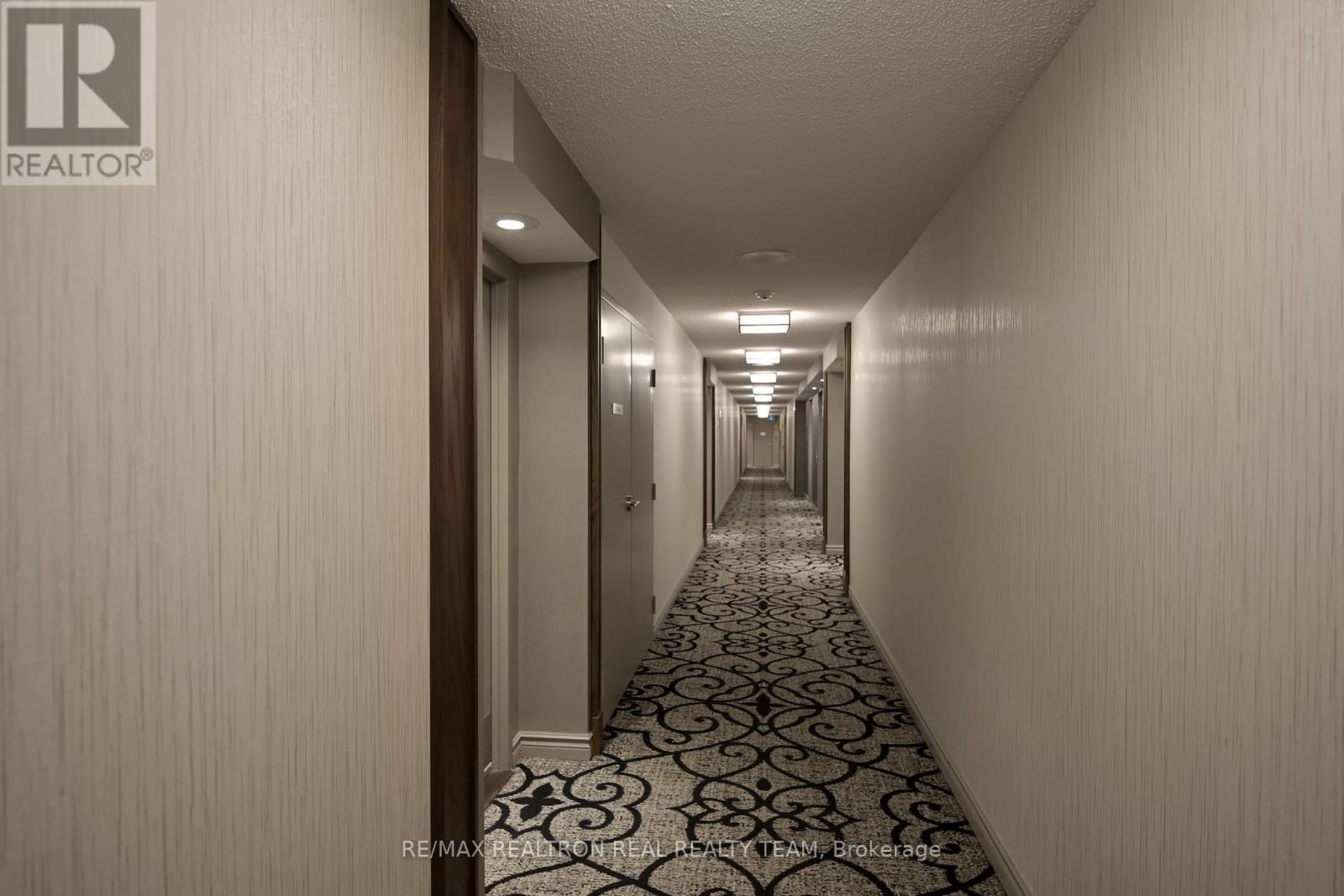 #1905 350 RATHBURN ROAD - 8