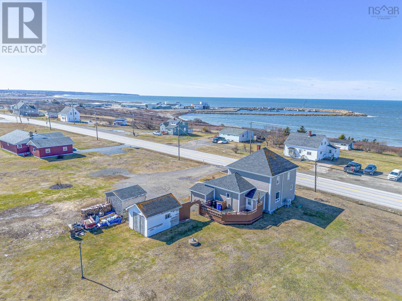 Property photo of 10194 1 Highway