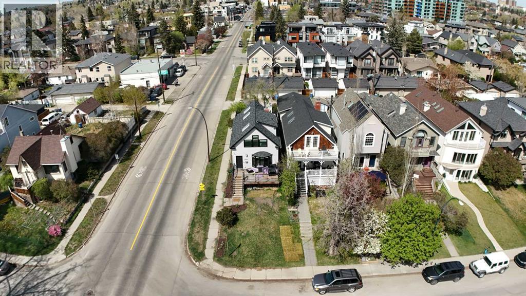 Single Family House for Sale in  Broadview Road NW West Hillhurst Calgary 