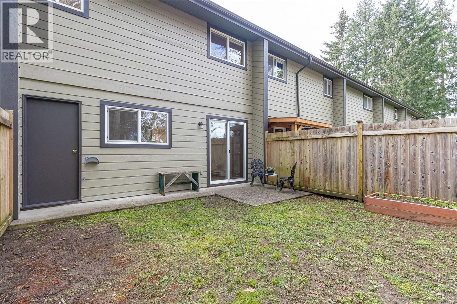 8 495 First Ave W, Qualicum Beach