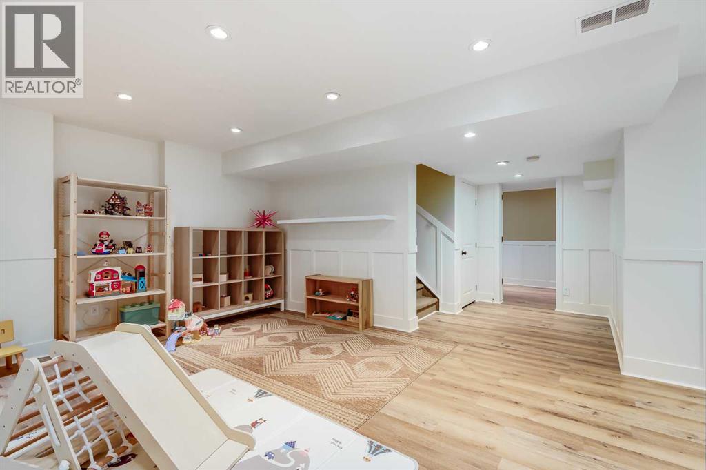 Single Family House for Sale in  Cranridge Terrace SE Cranston Calgary 