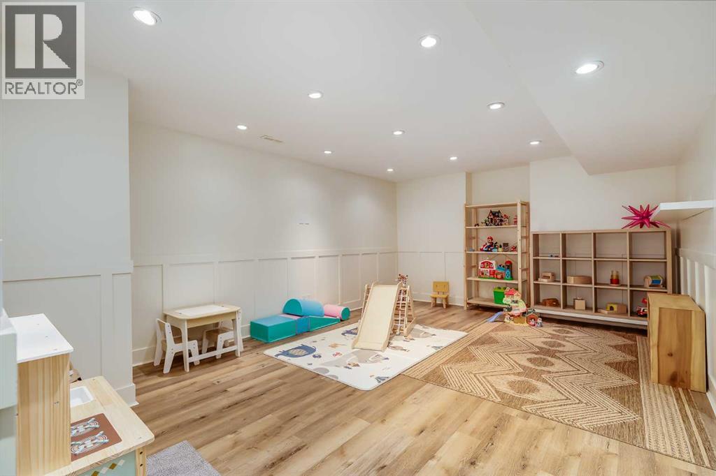 Single Family House for Sale in  Cranridge Terrace SE Cranston Calgary 