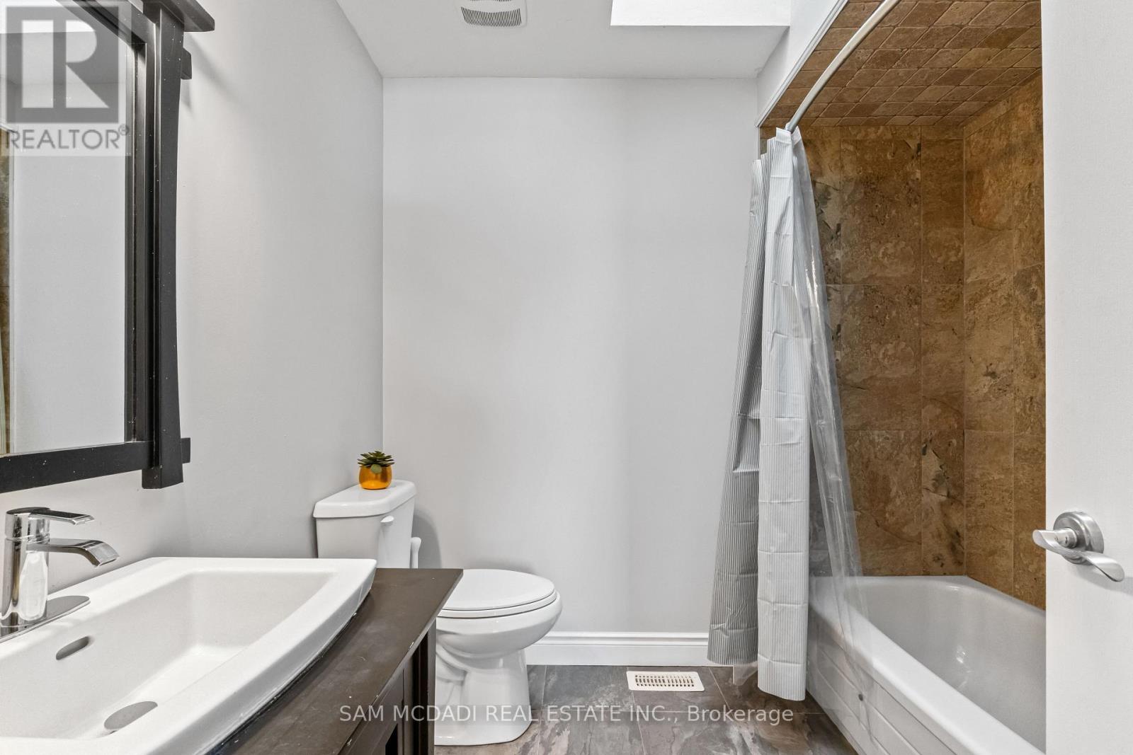 241 CHRISTIE STREET - 15