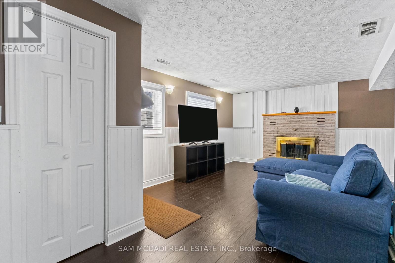 241 CHRISTIE STREET - 20