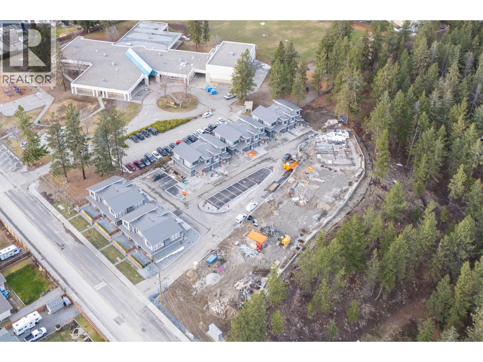 3210 Salmon Road Unit# 8, West Kelowna