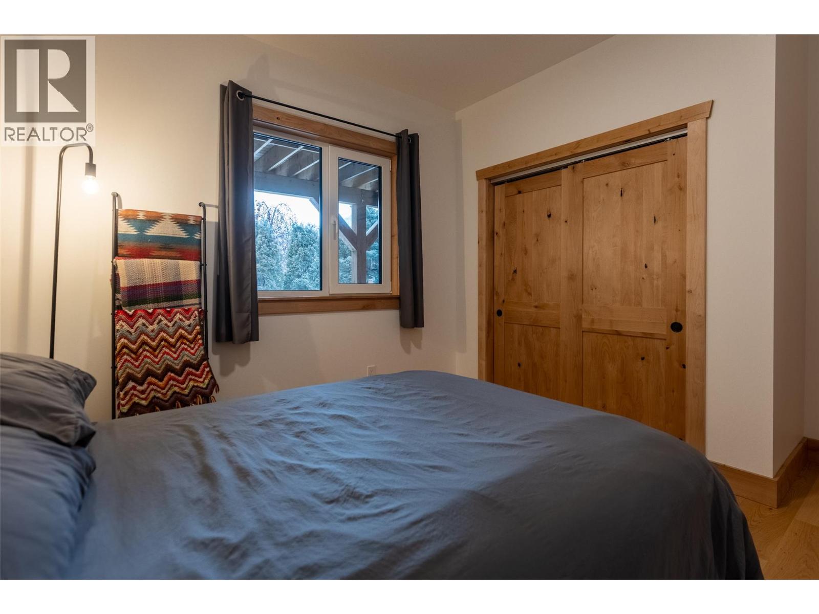 1360 MCLEOD AVENUE - 47