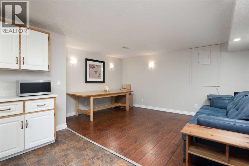 185 Hiltop Crescent, Fort McMurray