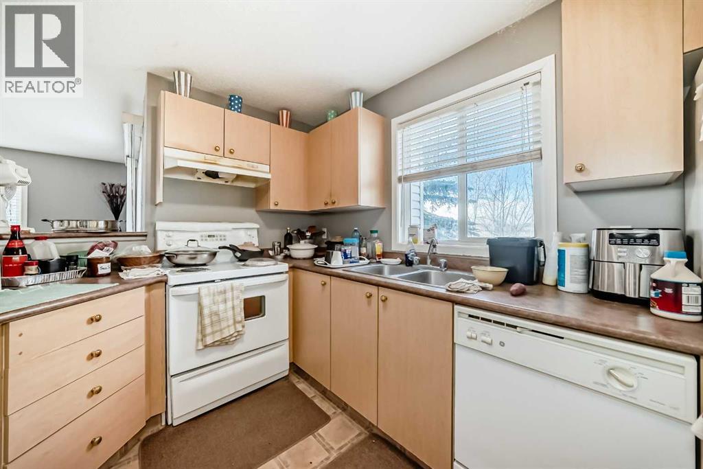 Single Family House for Sale in    Avenue SE McKenzie Towne Calgary 