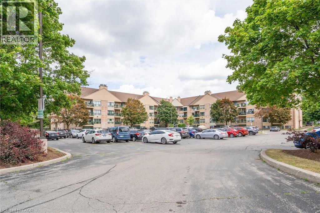 15 HOFSTETTER Avenue Unit# 205, Kitchener, Ontario, N2A3Z7 — Photo 17