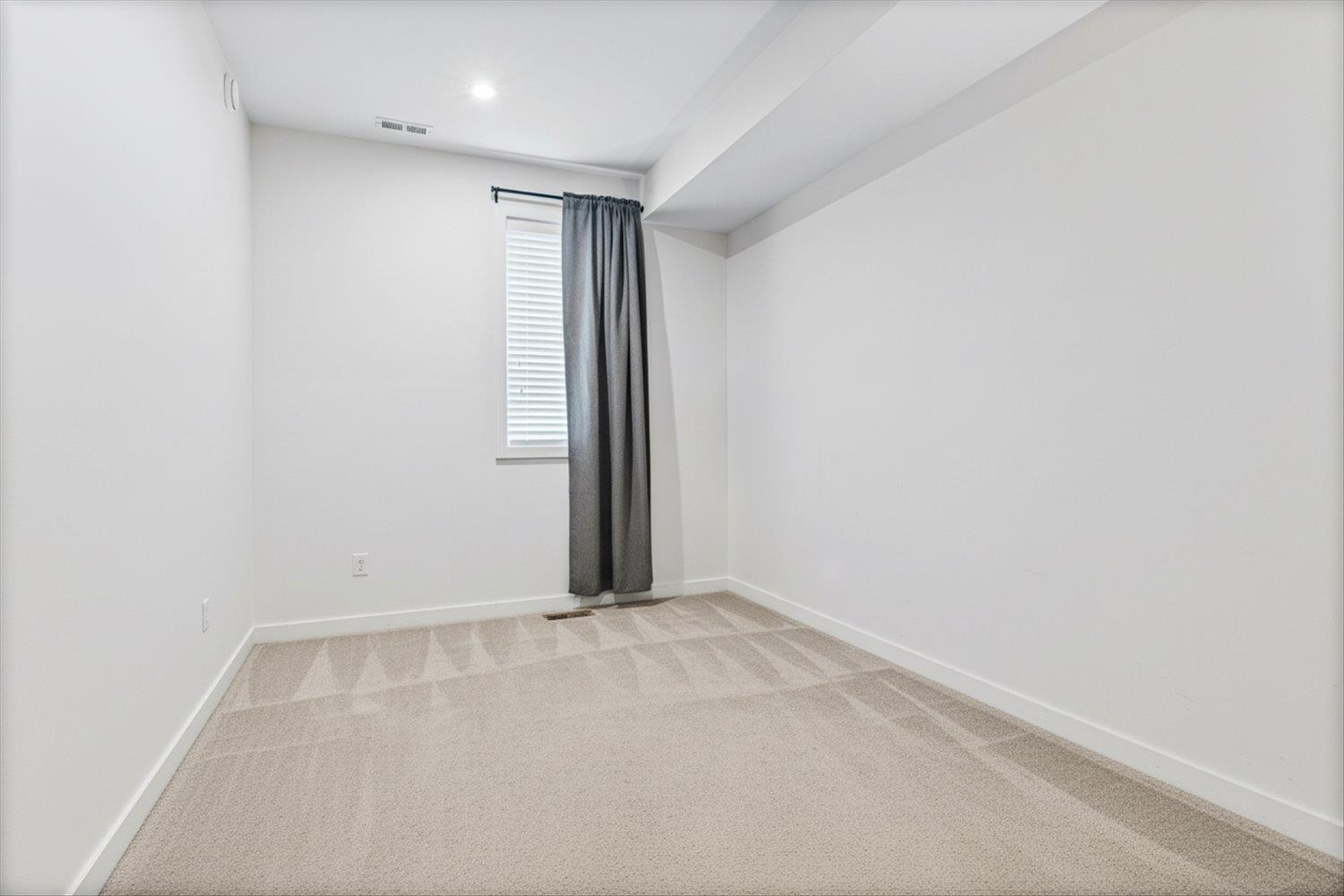 503 45500 MARKET WAY, Garrison Crossing, Chilliwack