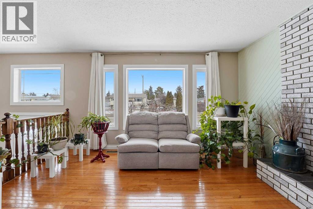 7032 59 Avenue, Red Deer