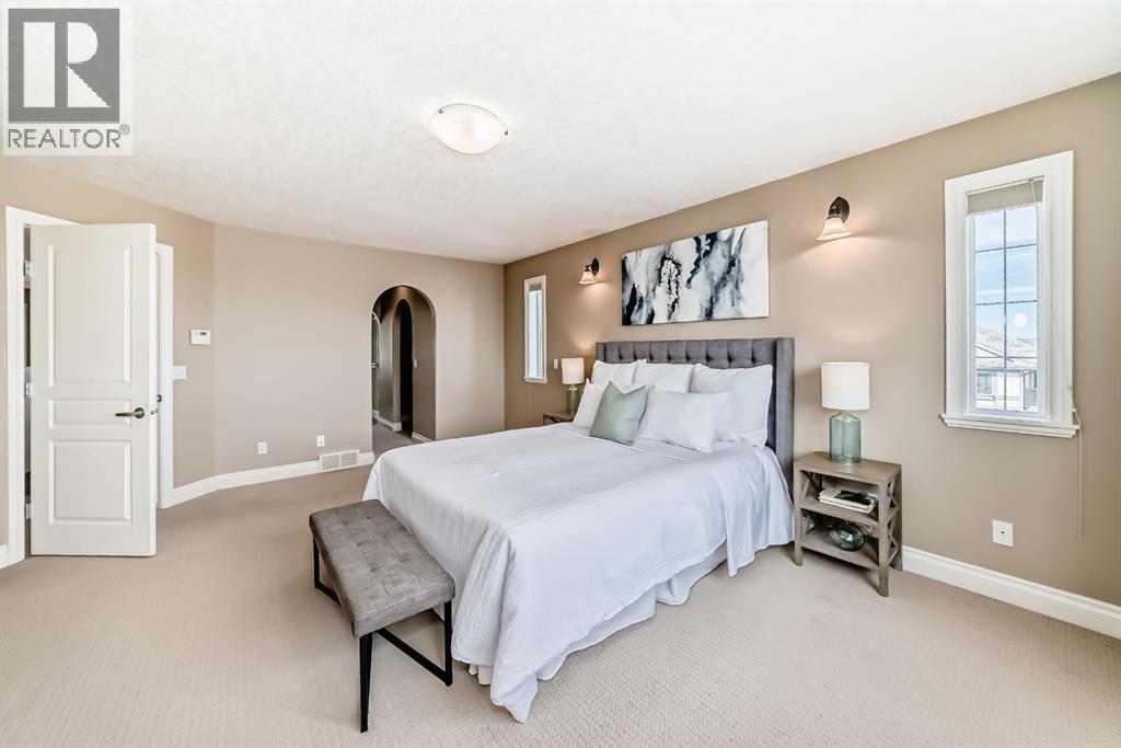 Single Family House for Sale in  Sherwood Common NW Sherwood Calgary 