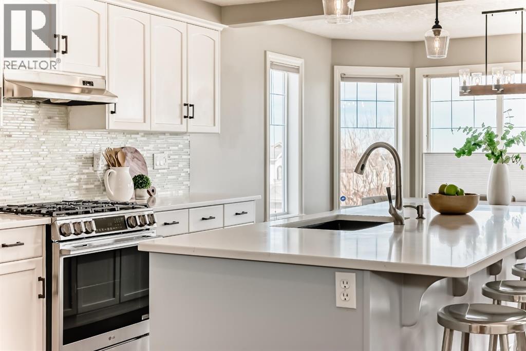 Single Family House for Sale in  Sherwood Common NW Sherwood Calgary 