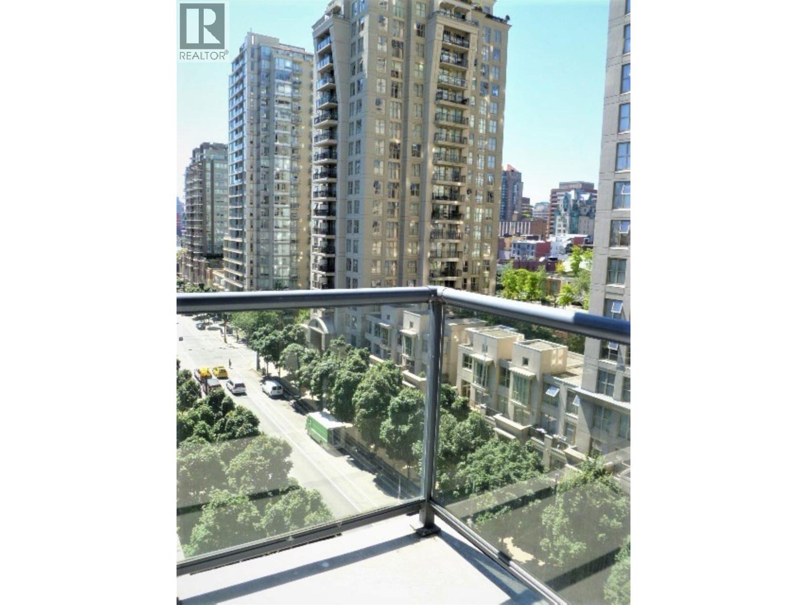 906 928 RICHARDS Street - photo 2