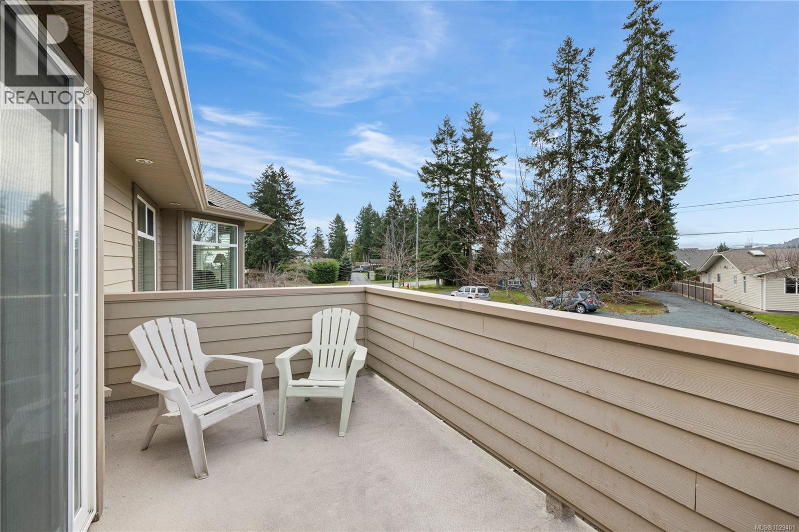 615 CHINOOK AVE - 10