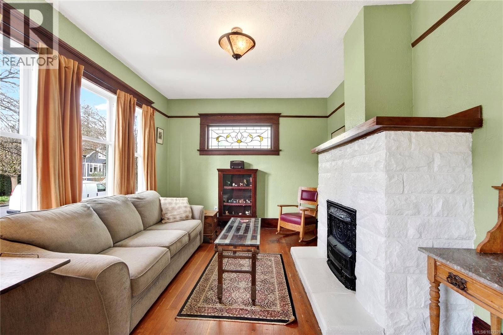  1150 Empress Avenue, Victoria