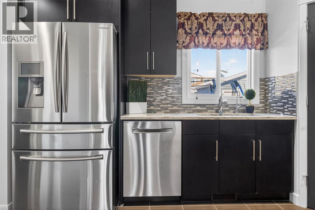 Single Family House for Sale in  Redstone Drive NE Redstone Calgary 