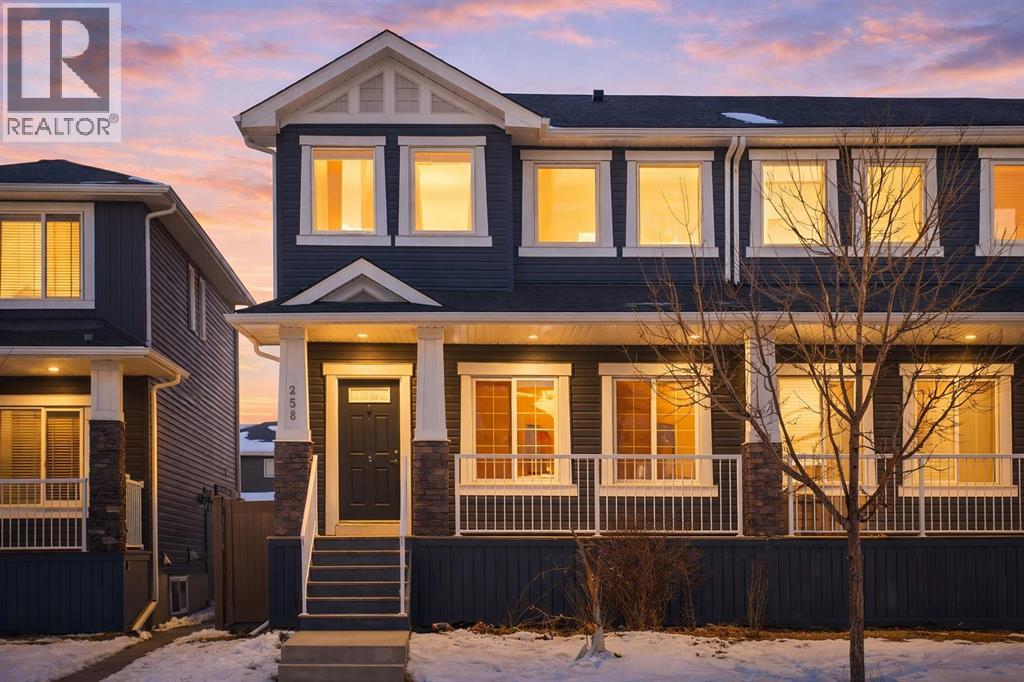 Single Family House for Sale in  Redstone Drive NE Redstone Calgary 