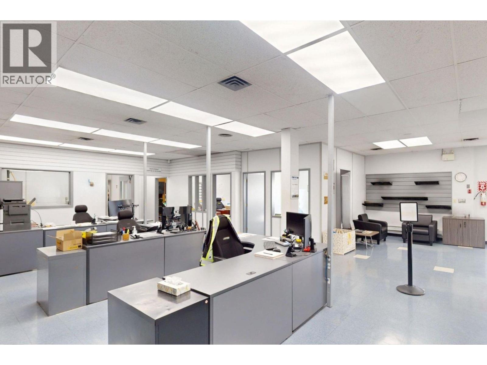  815 Cranbrook Street North, Cranbrook