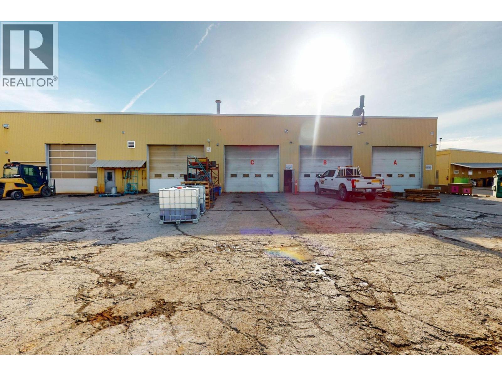  815 Cranbrook Street North, Cranbrook