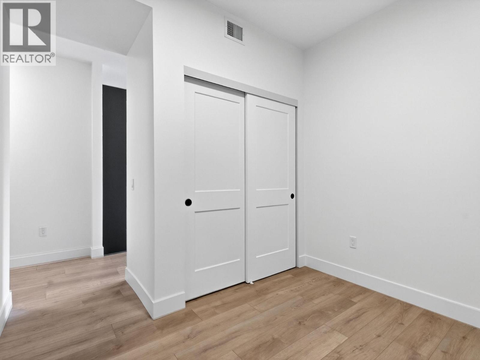 620 Coronation Avenue Unit# 404, Kelowna