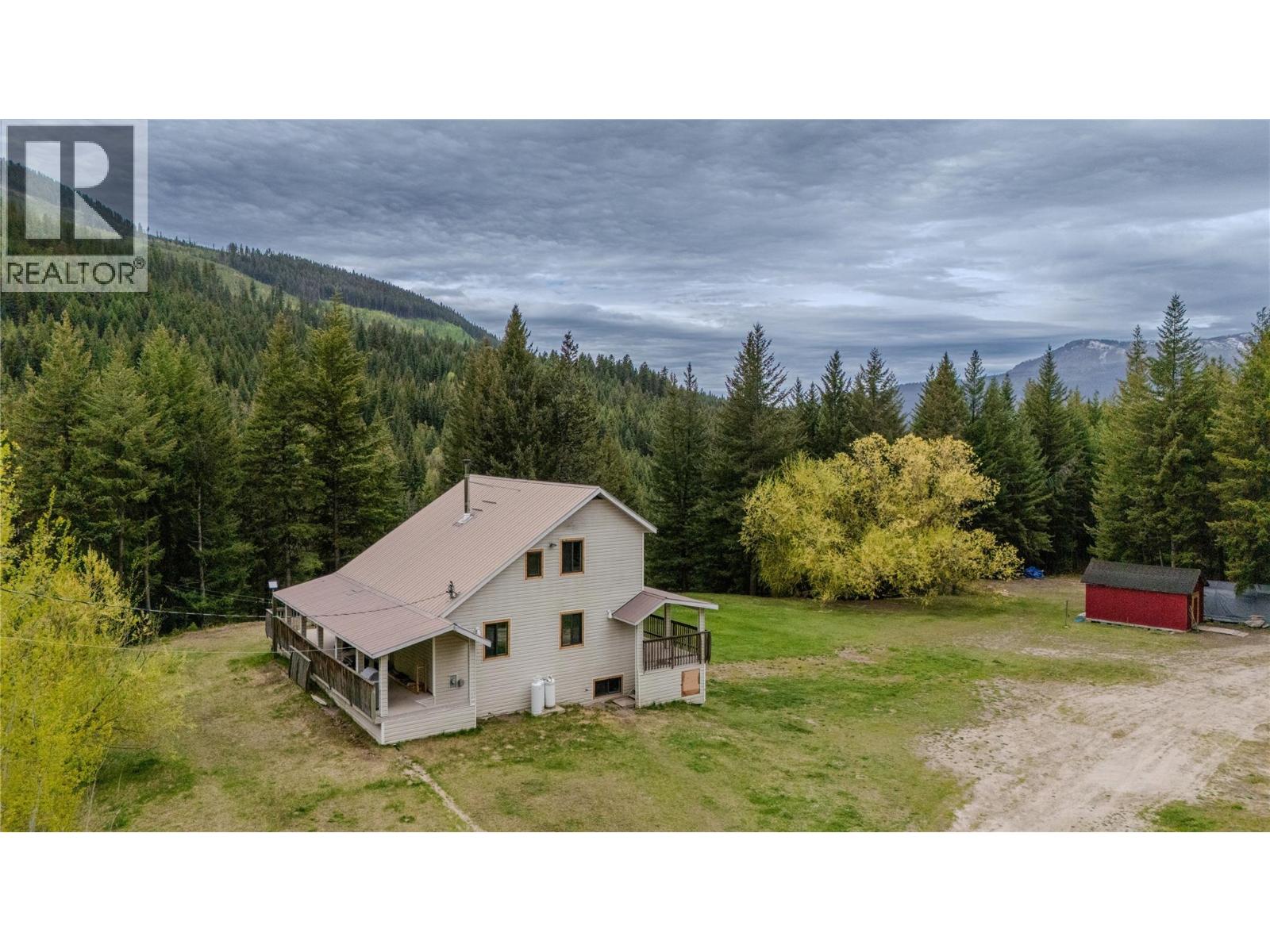 7250 China Valley Road, Falkland