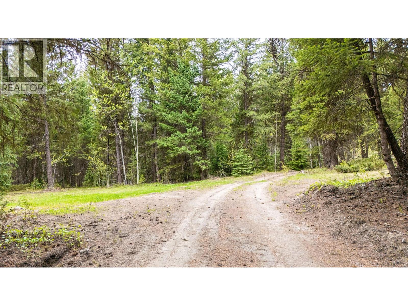 7250 China Valley Road, Falkland