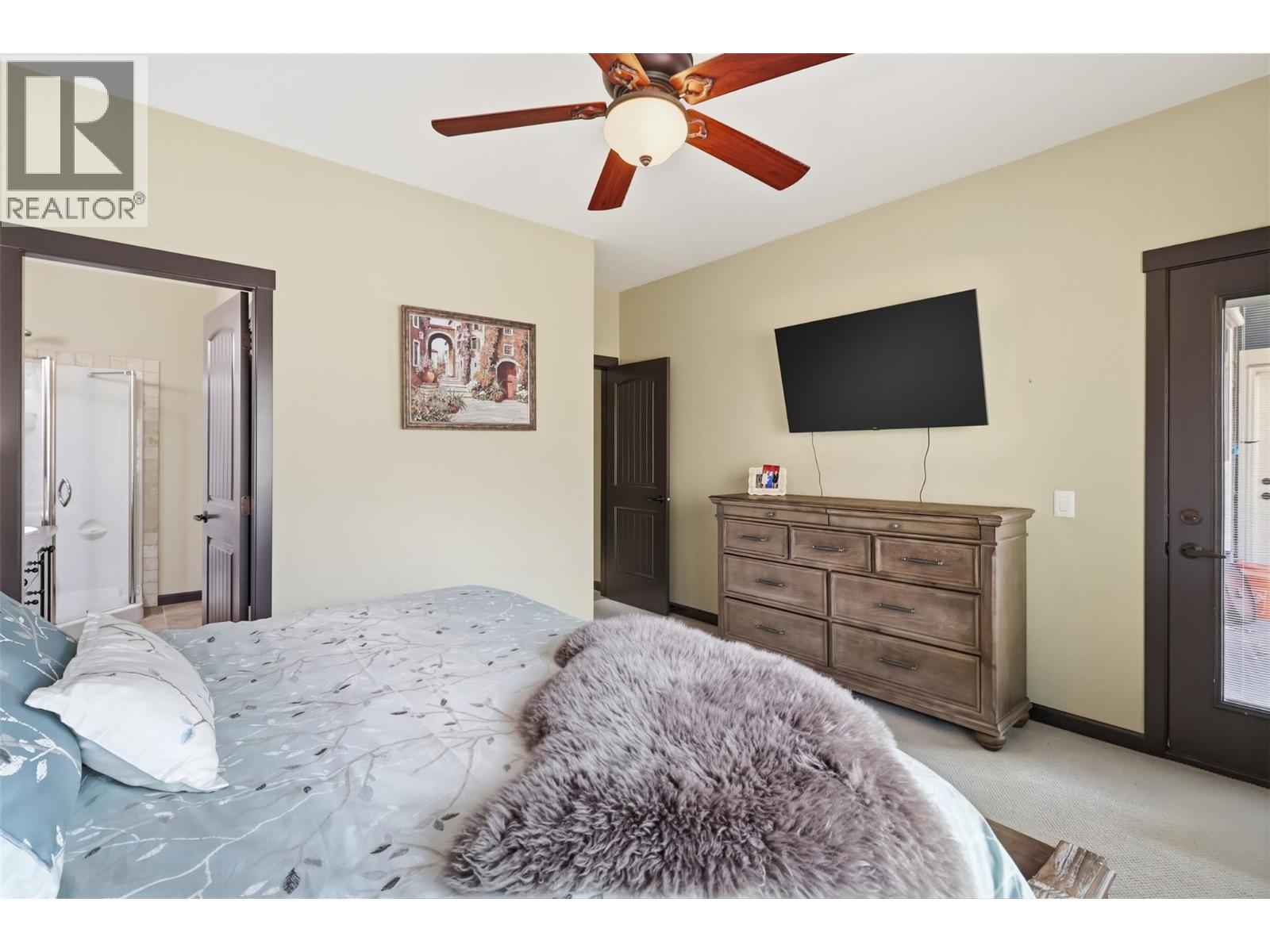 593 STONERIDGE Drive, Kamloops