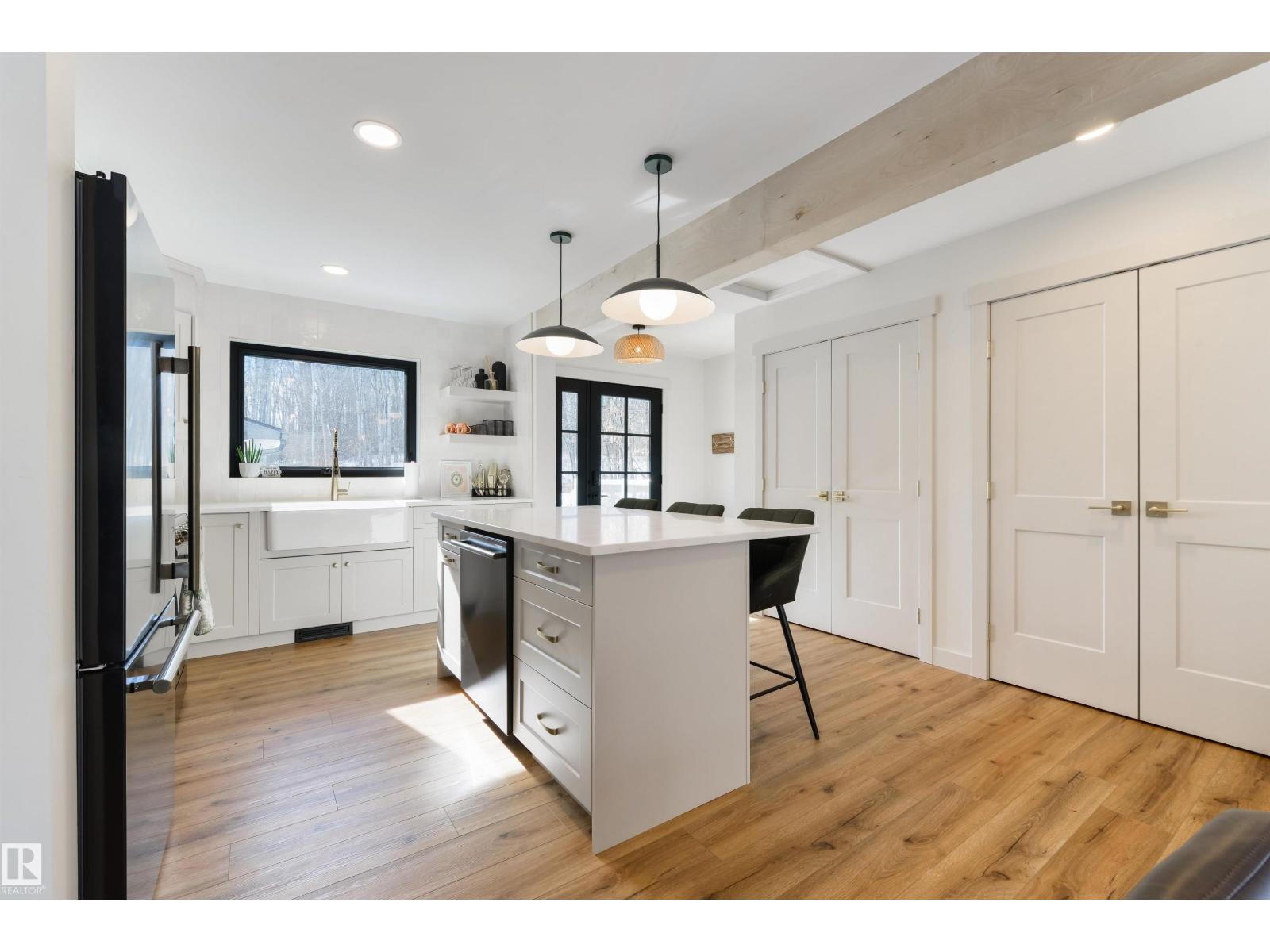 #9 2307 TWP ROAD 522, Rural Parkland County