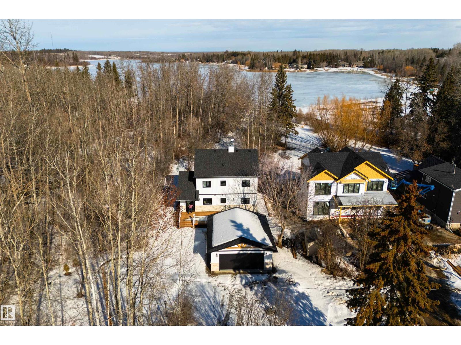 #9 2307 TWP ROAD 522, Rural Parkland County