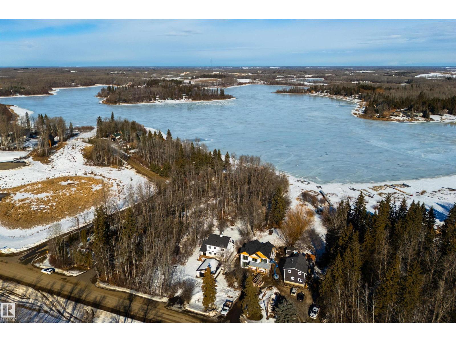 #9 2307 TWP ROAD 522, Rural Parkland County