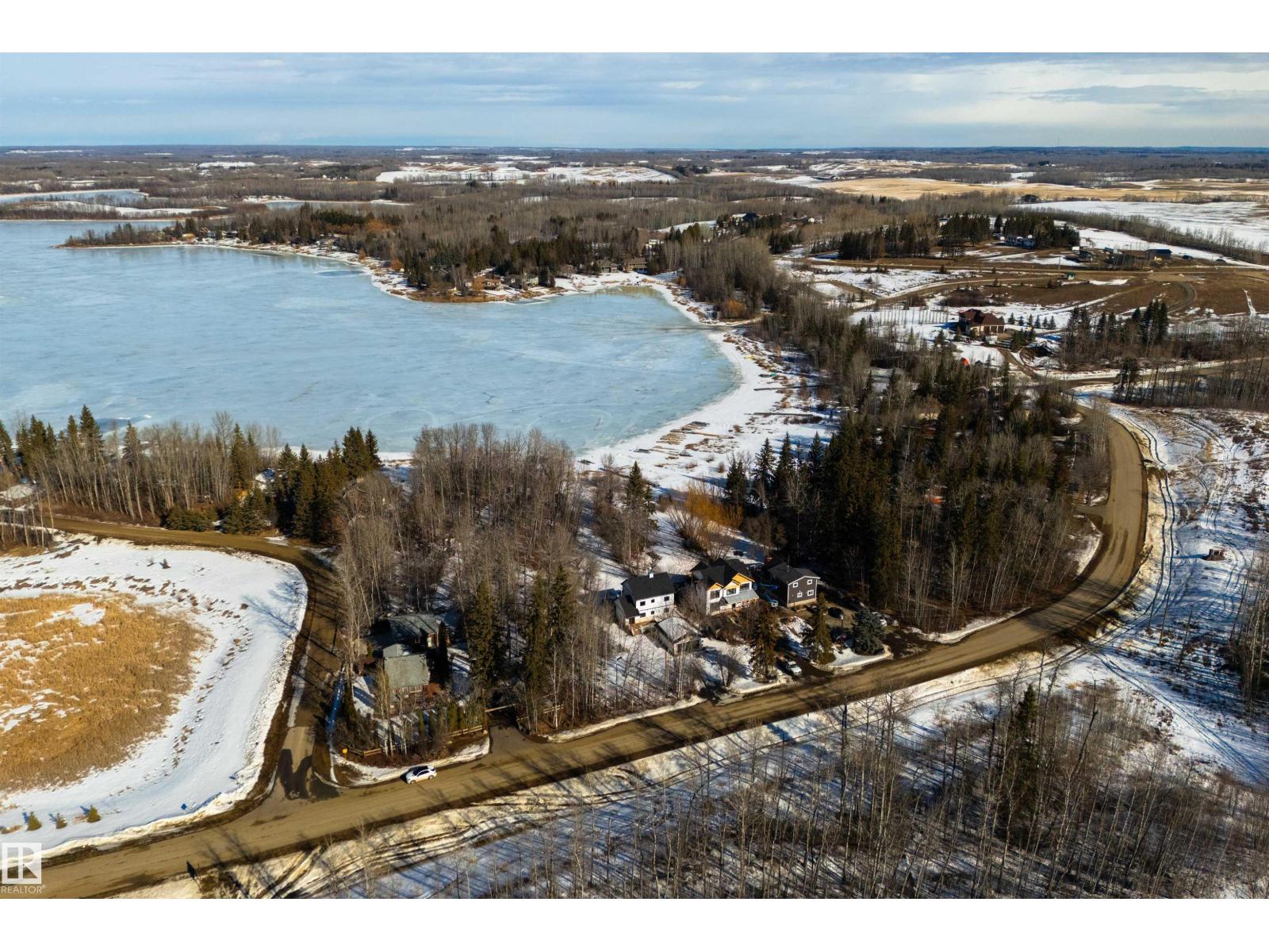 #9 2307 TWP ROAD 522, Rural Parkland County