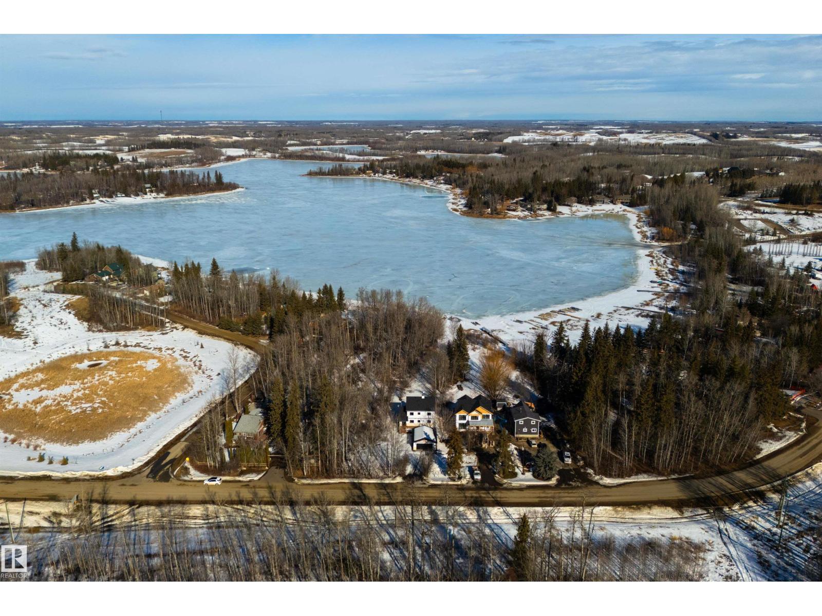 #9 2307 TWP ROAD 522, Rural Parkland County