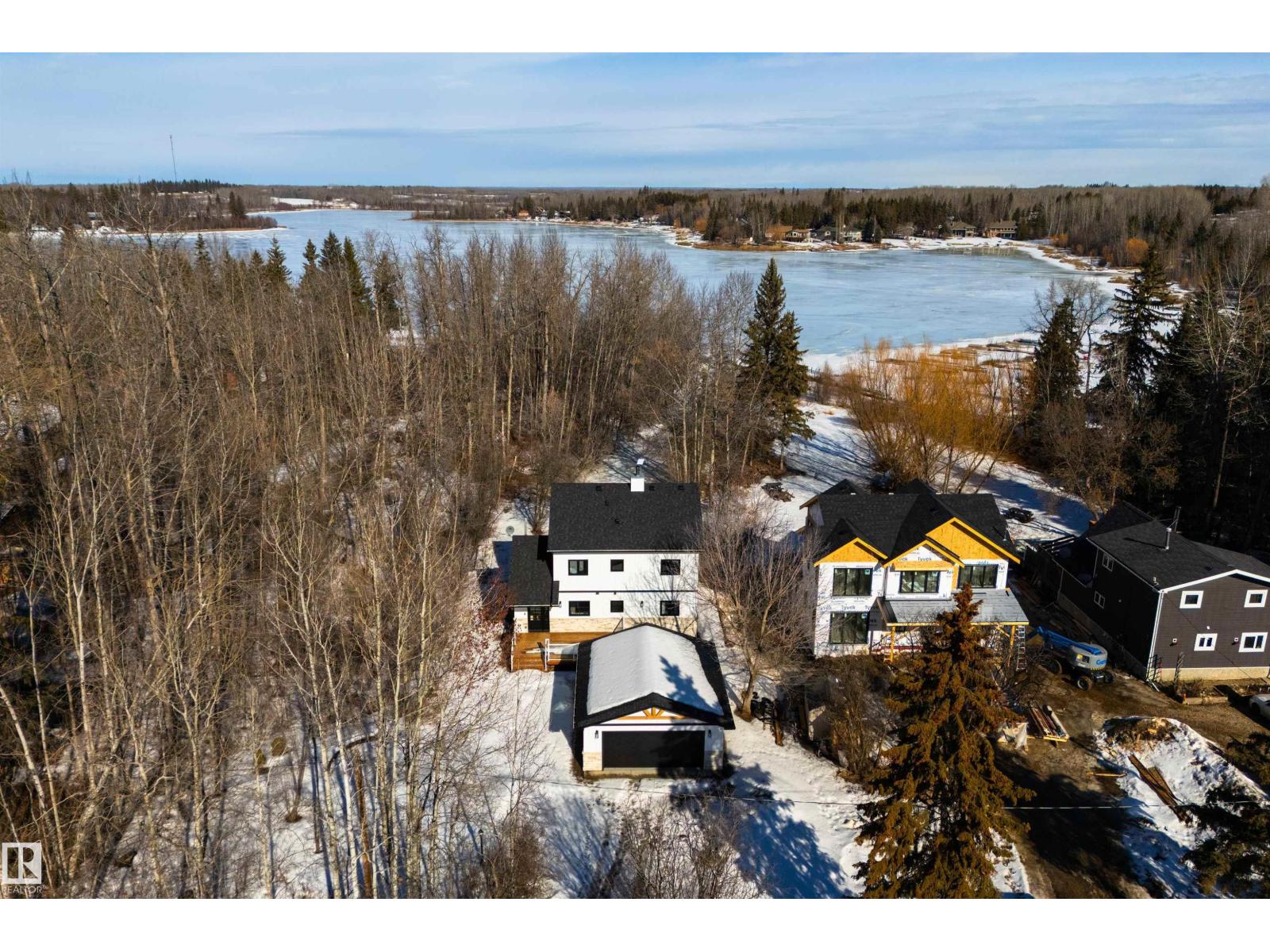 #9 2307 TWP ROAD 522, Rural Parkland County