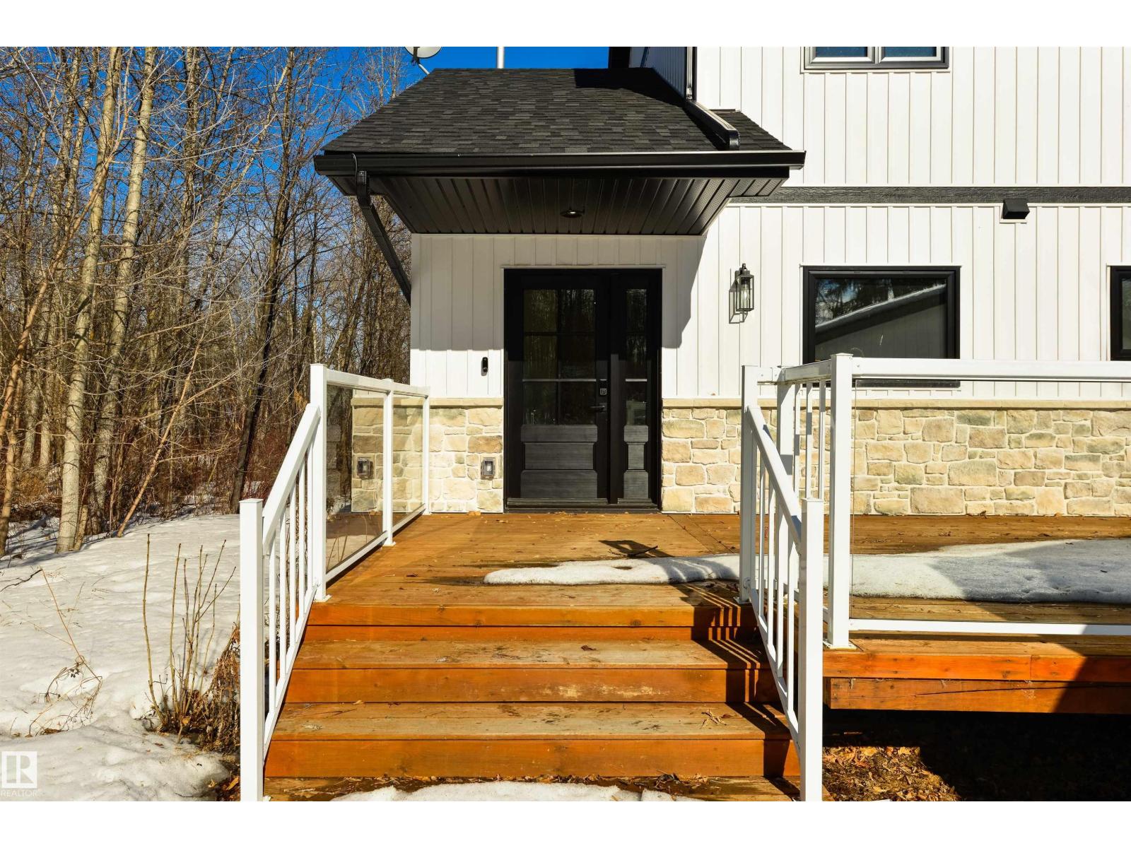 #9 2307 TWP ROAD 522, Rural Parkland County