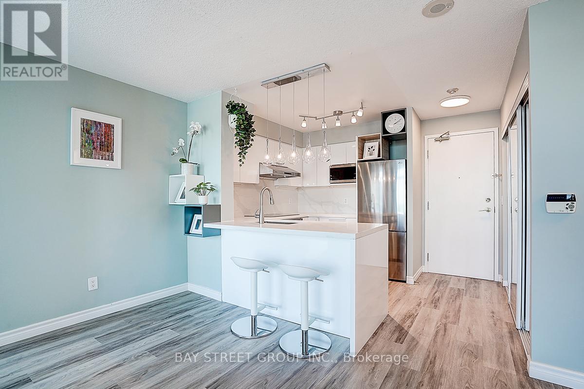 #PH3 5500 YONGE STREET - 11