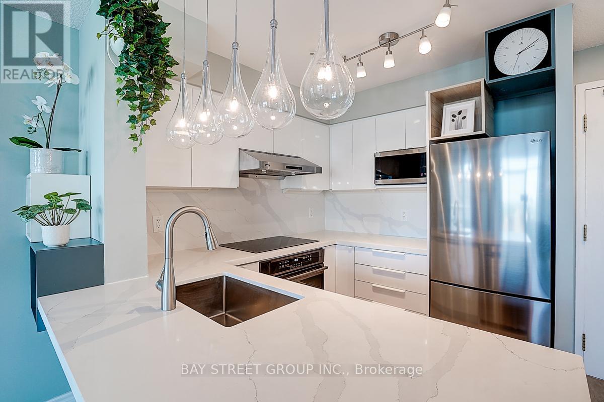 #PH3 5500 YONGE STREET - 14